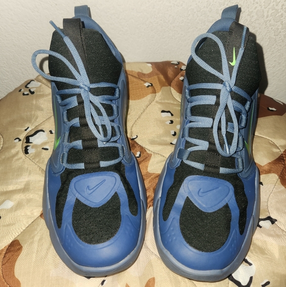 Nike Air Trainers - Picture 2 of 10